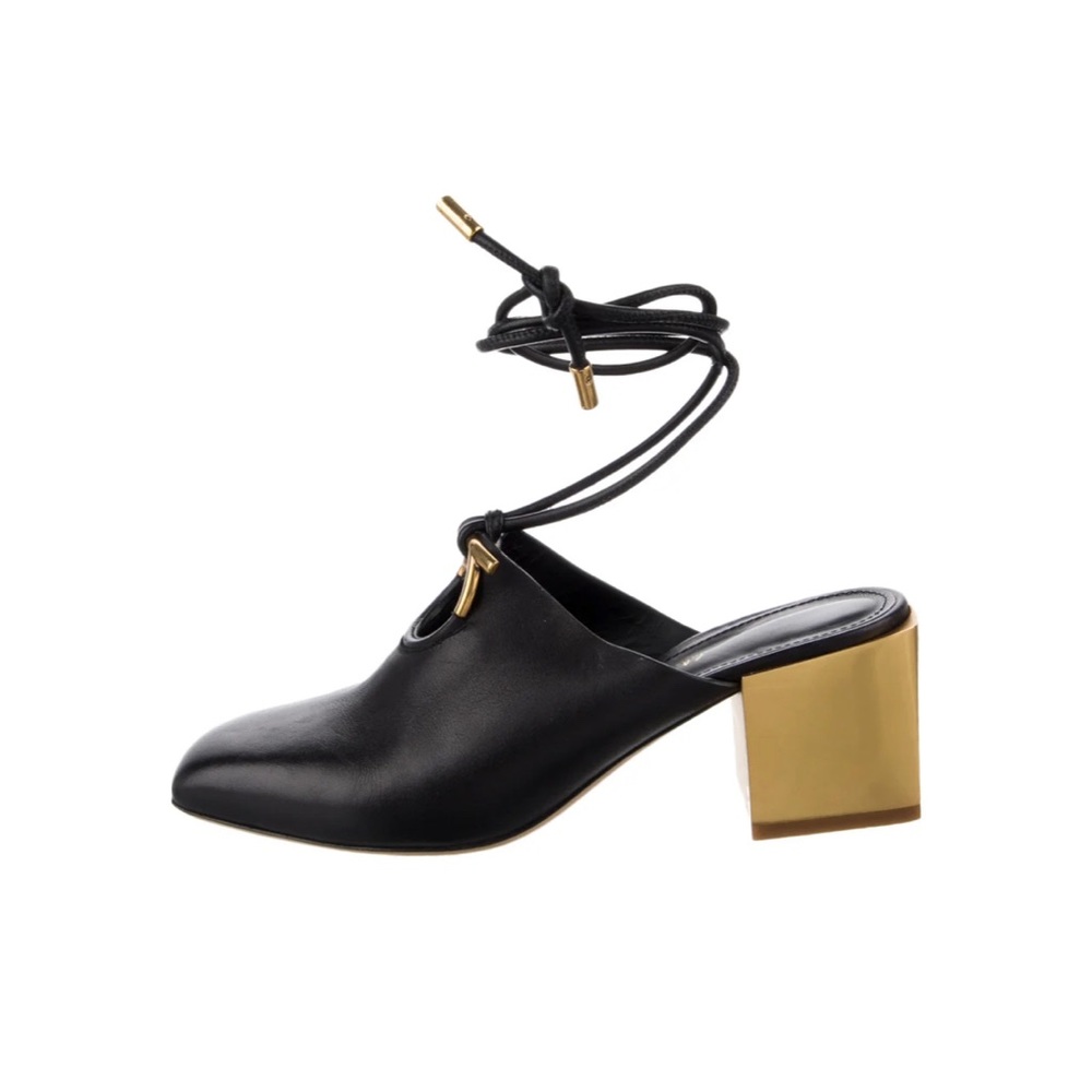 Salvatore Ferragamo leather slingback pumps